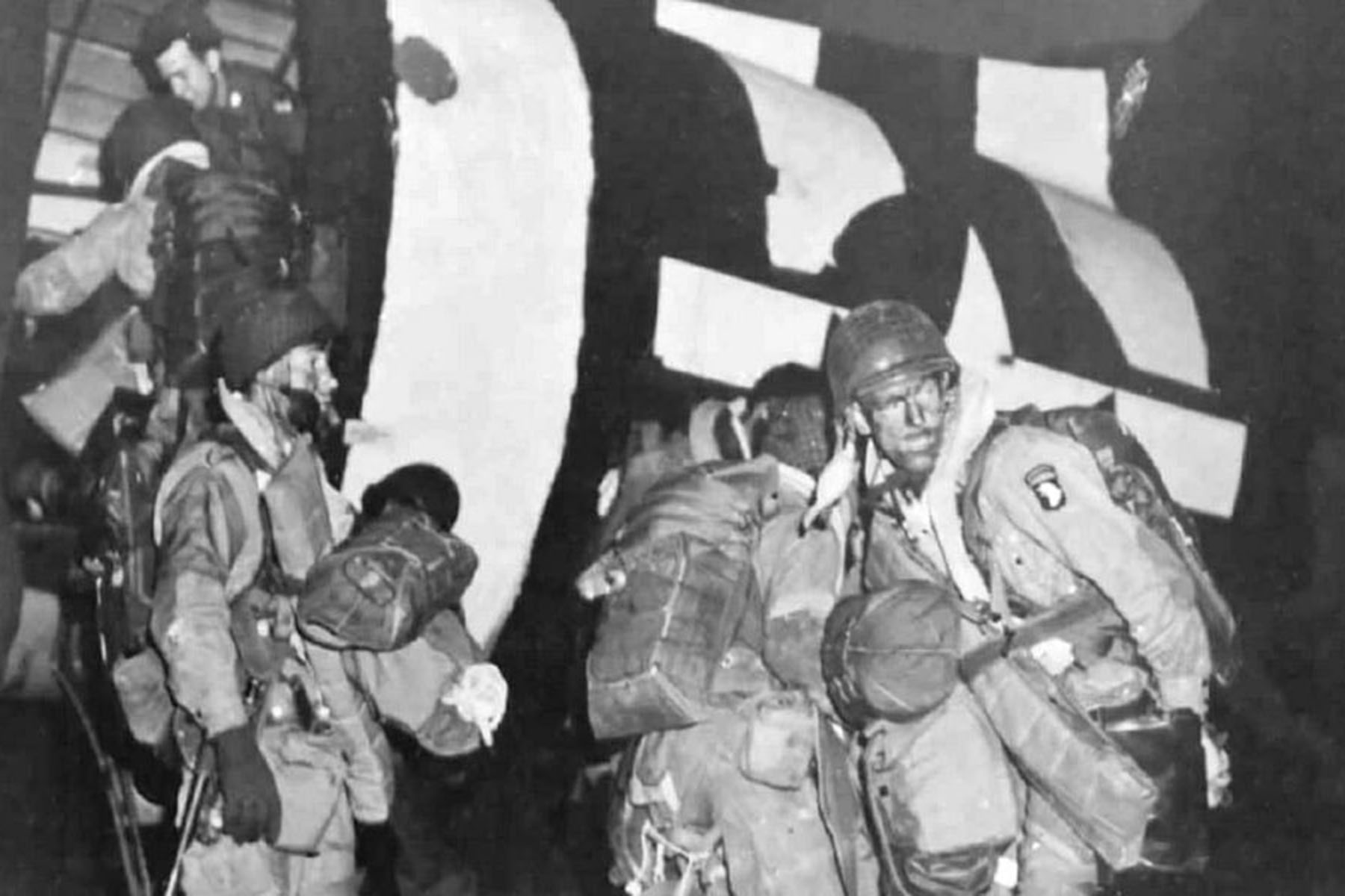 101st Airborne — Boarding for Sainte-Mère-Église